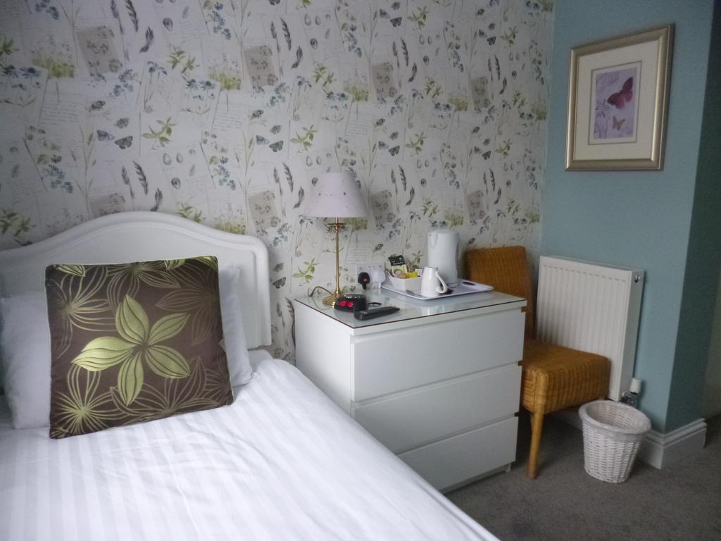 Beamsley Lodge B&B Eastbourne Room photo