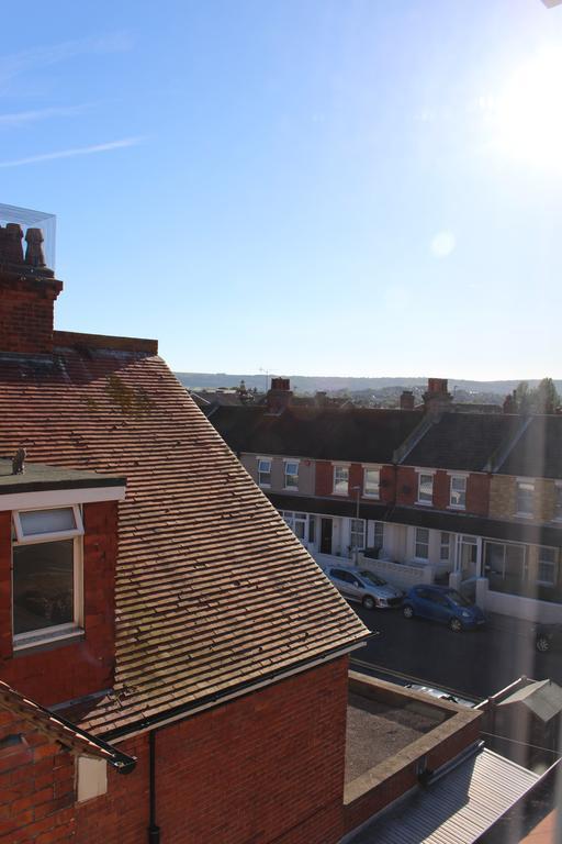 Beamsley Lodge B&B Eastbourne Exterior photo